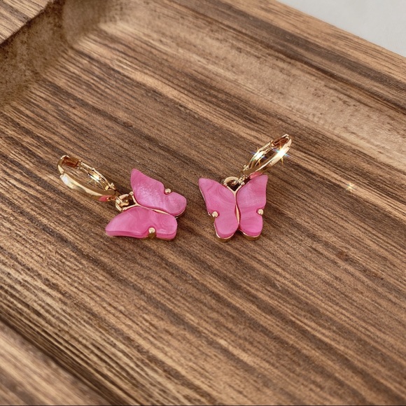 RESTOCKED! butterfly charm earrings (buy 1 get two free!!!) - Picture 3 of 6